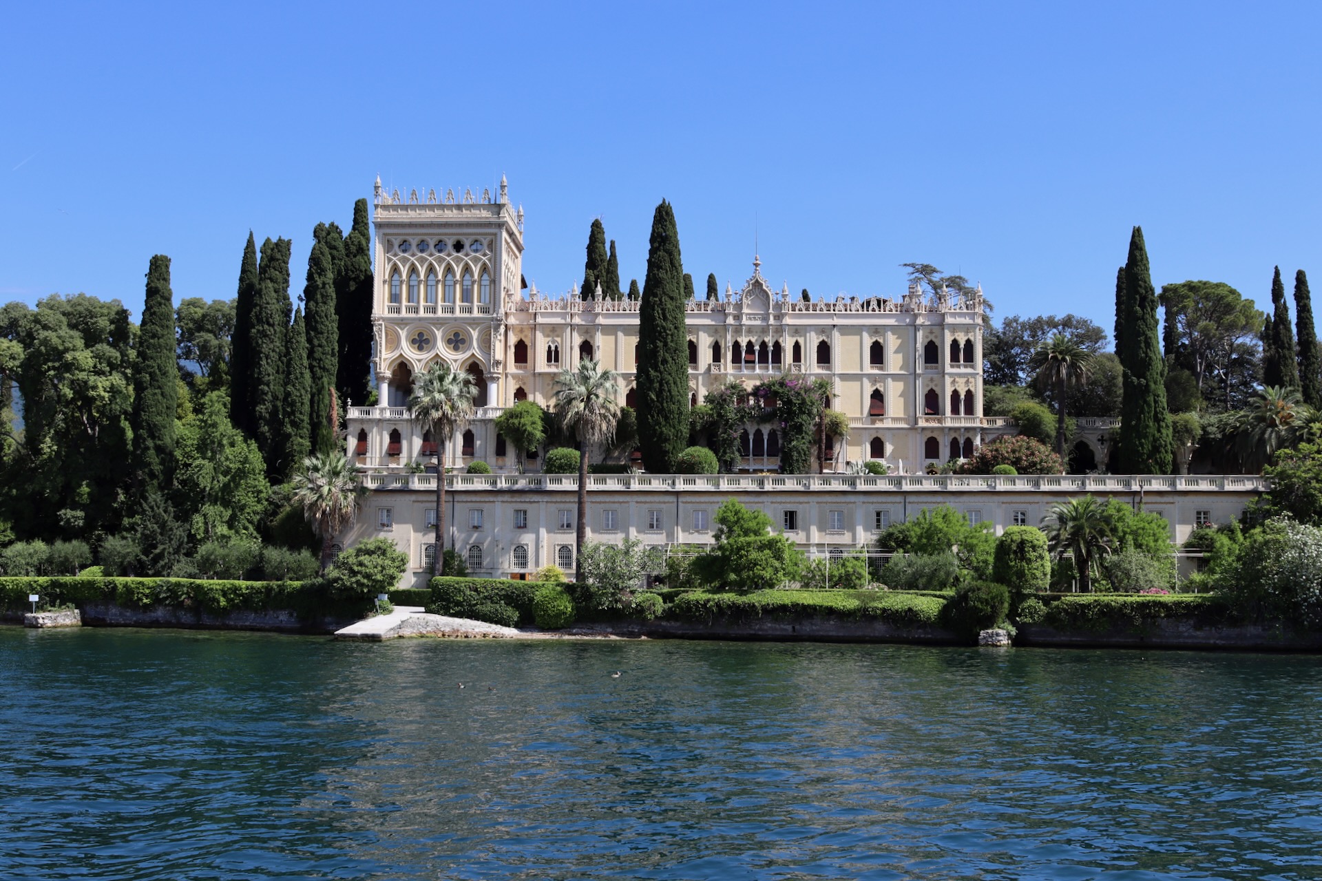 Palais Borghese Lac de Garde Italie Voyage Hello June hellojune.be
