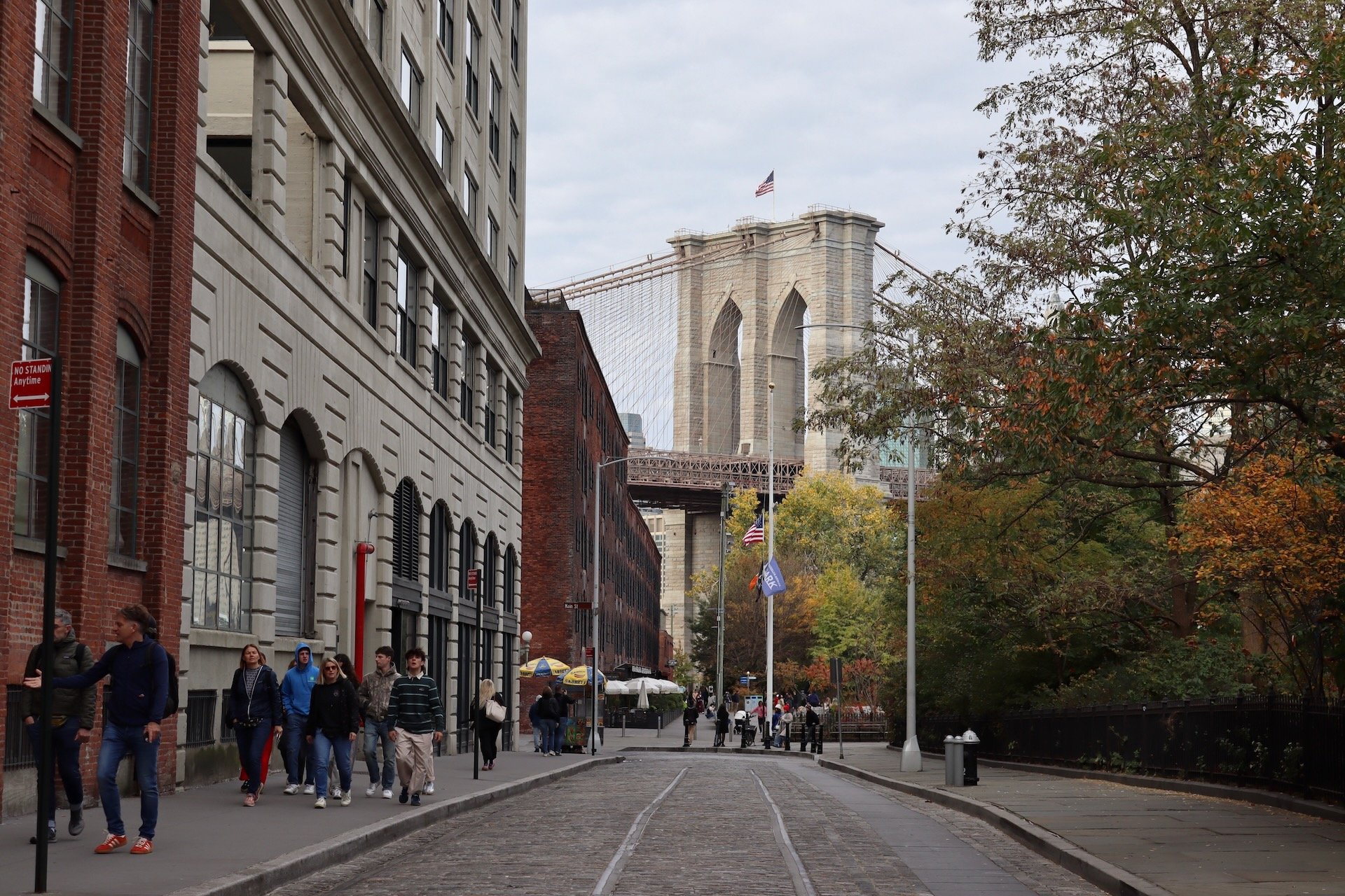 Brooklyn Bridge Dumbo New York en automne États-Unis Voyage Hello June hellojune.be