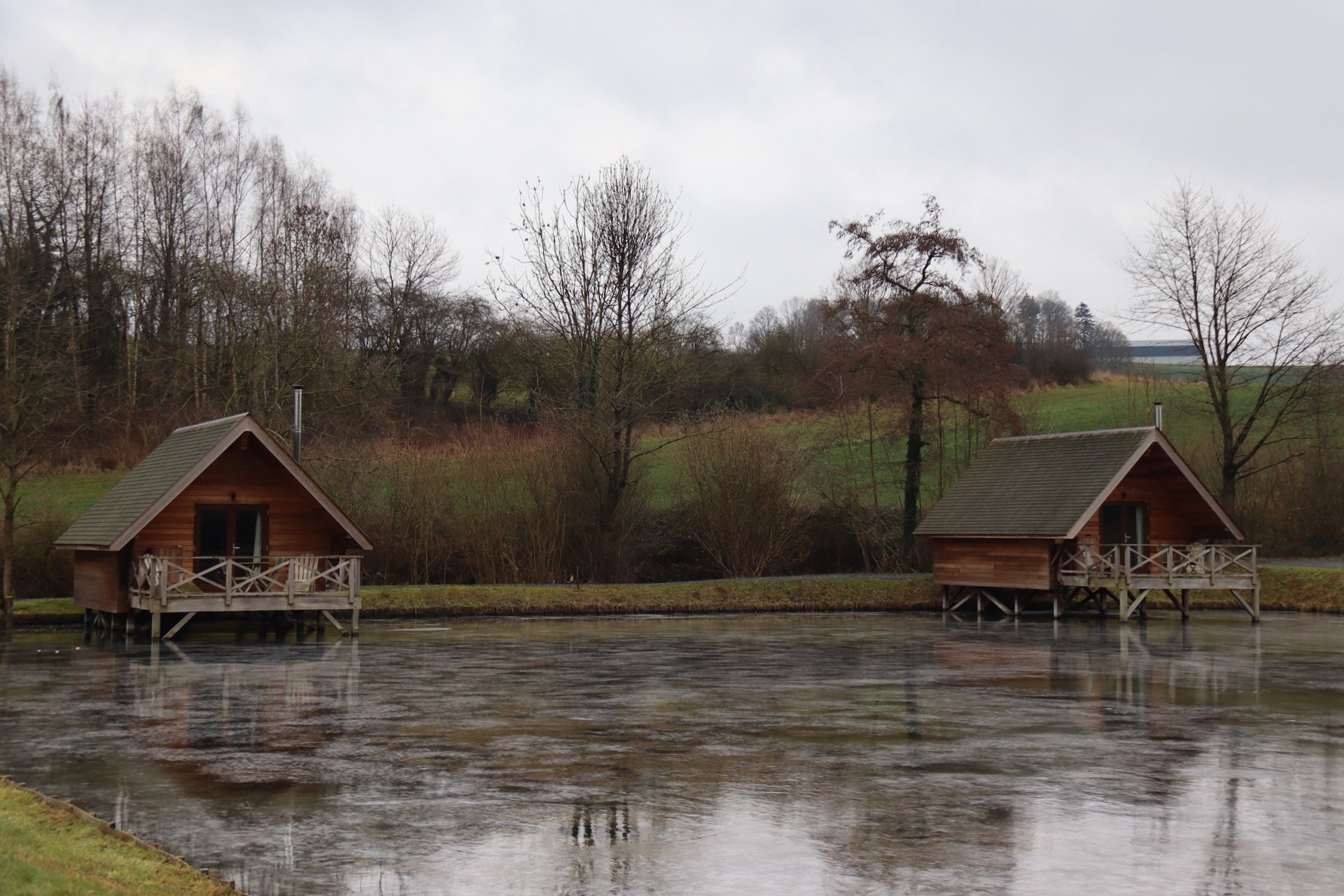Aqualodge Vallée de la Molignée Wallonie Belgique Hello June hellojune.be